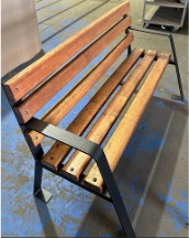 Escaño Plaza 70 1800